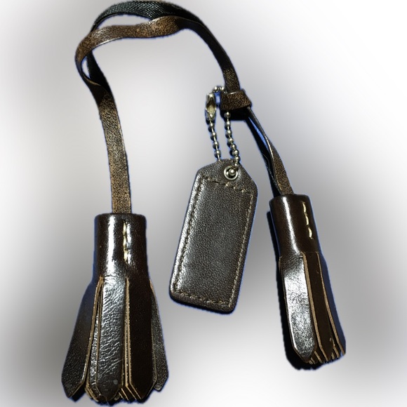 COACH LEATHER TASSELS KEYFOB BAG CHARM KEYCHAIN HANGTAG - Picture 3 of 4